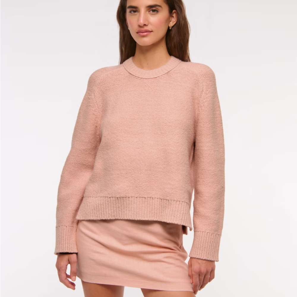 Women's Abercrombie peach linen Skort.